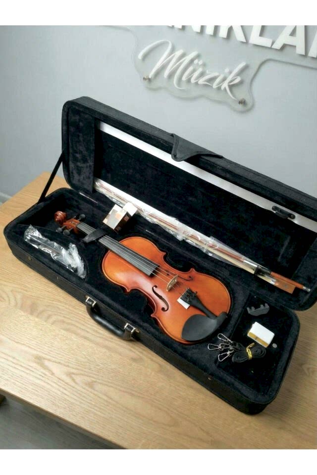 AM22407-34 3/4 Profesyonel Kare Kutu Parlak Keman