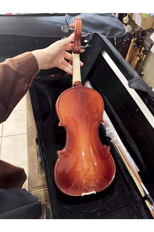 AM22407-34 3/4 Profesyonel Kare Kutu Parlak Keman